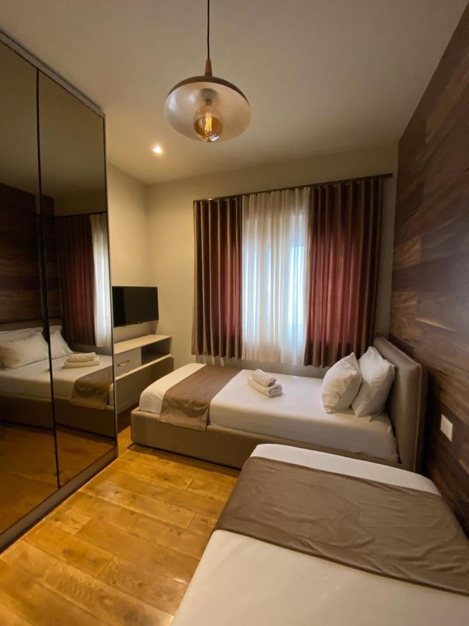 Comfort Apartament 21 ドゥラス エクステリア 写真